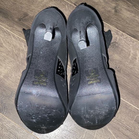 Peep toe booties - Picture 4 of 4